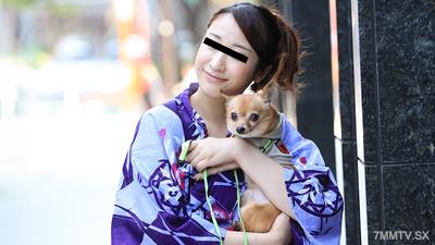 082423_01 Pick Up A Dog-loving Yukata Beauty While Walking Your Dog!